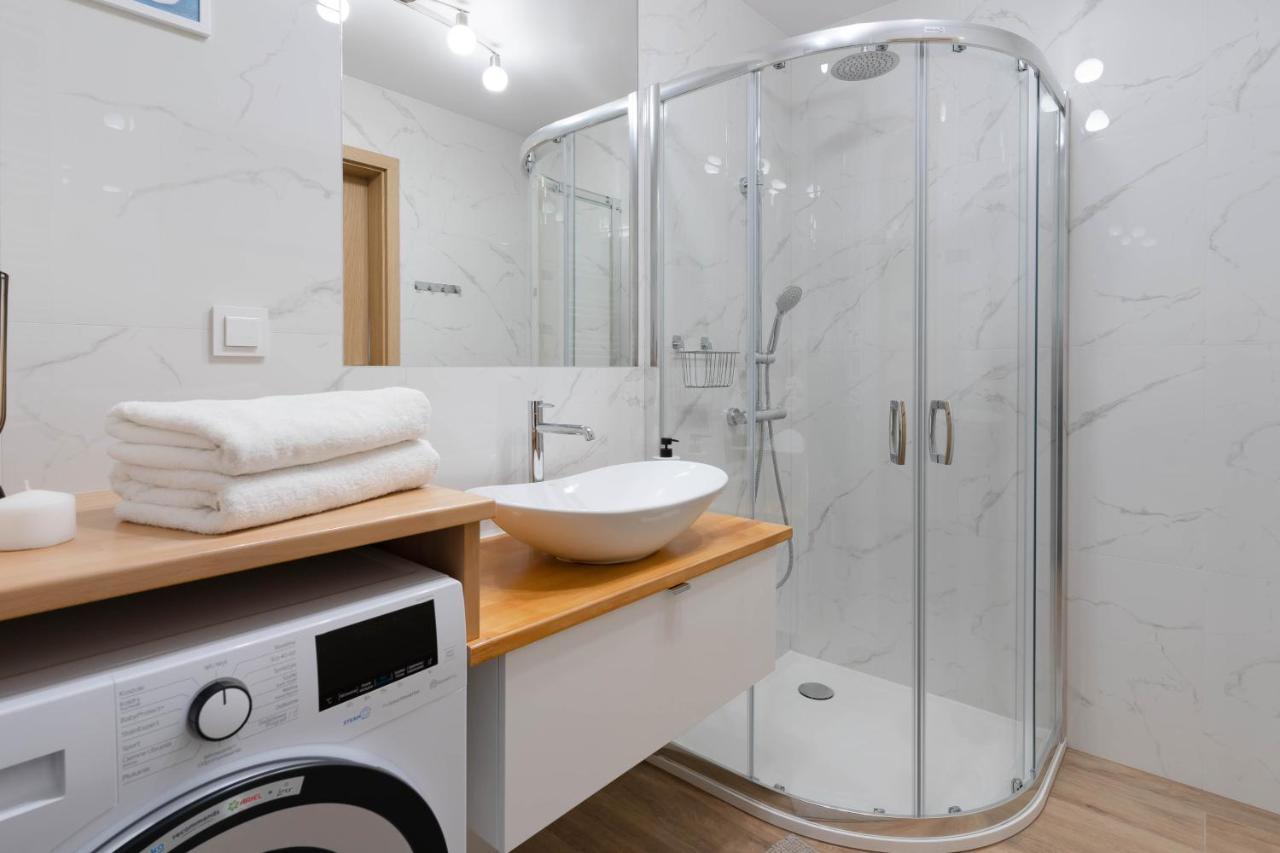 Ina Rent - Przystan Letnica Apartment Gdansk Bagian luar foto